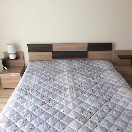 Apartment Luxury In Evksinograd